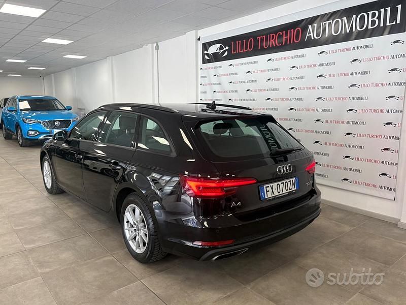 Usata Audi A4 Business 122 CV (89 kW) 2019 Nero Station wagon