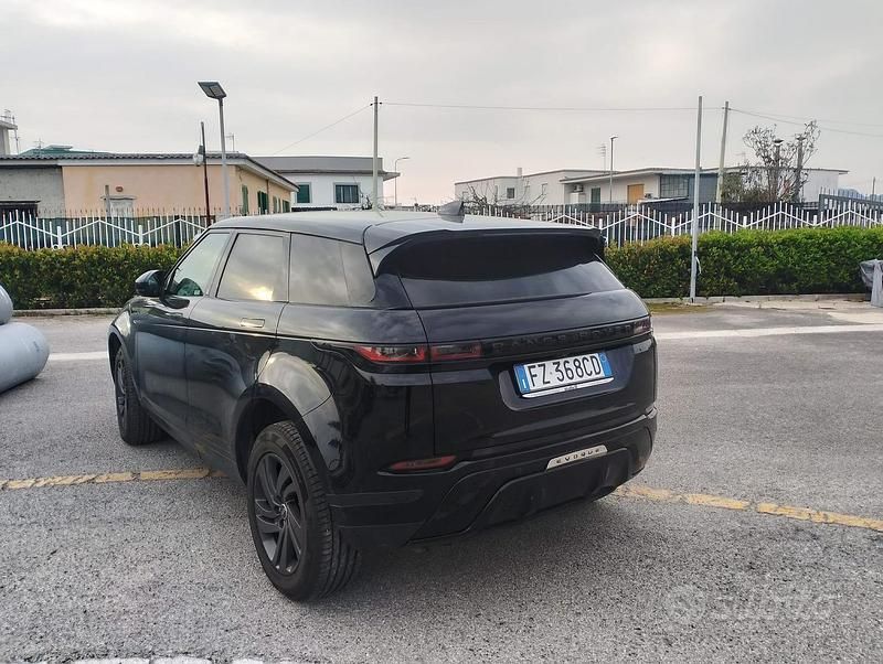 Usata Land Rover Range Rover evoque 150 CV (110 kW) 2019 Nero SUV