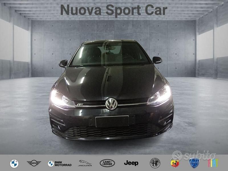 Usata 2018 VW Golf VII Sportline Tre volumi | 17.800 € (Buon prezzo) - Immagine 1/4