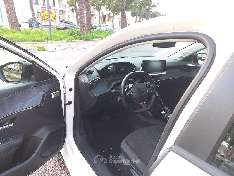 Usata Peugeot 208 56 kW (77 CV) 2021 Utilitaria