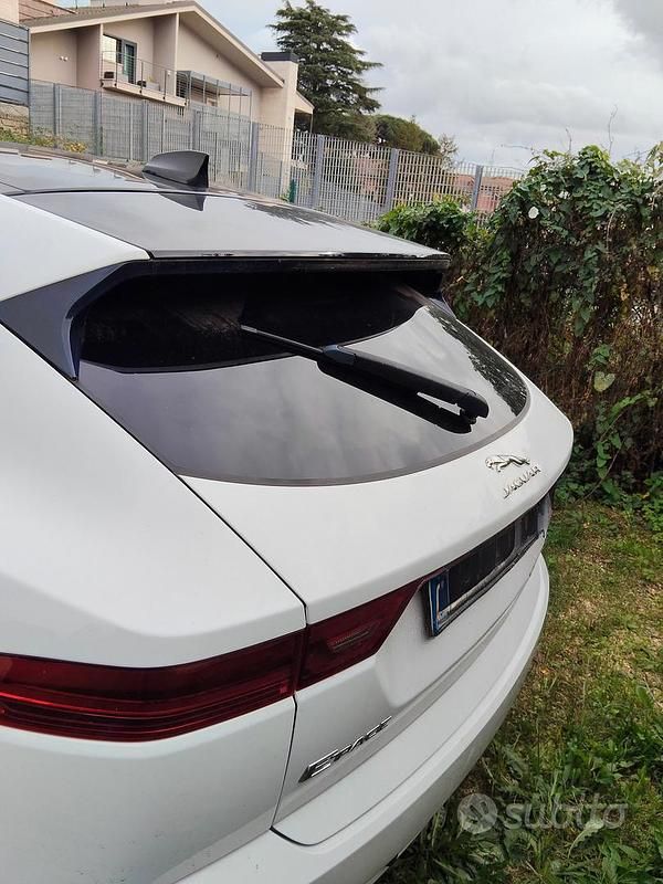 Usata Jaguar E-Pace 200 CV (147 kW) 2020 Bianco SUV