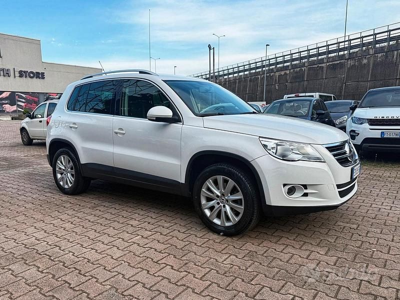 Usata VW Tiguan Sportline 140 CV (102 kW) 2010 Bianco SUV