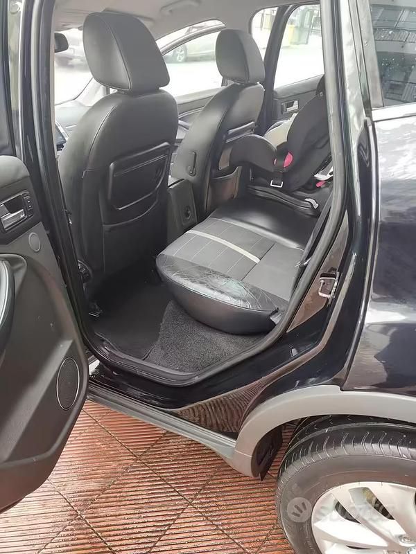 Usado Ford Kuga 136 CV (100 kW) 2008 Negro SUV