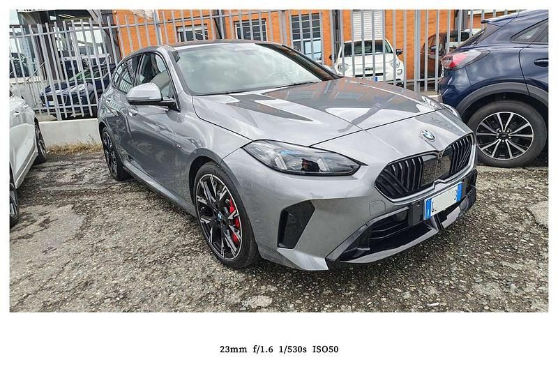 Usata BMW 118 M Sport 150 CV (110 kW) 2025 Skyscraper grey metallic Utilitaria