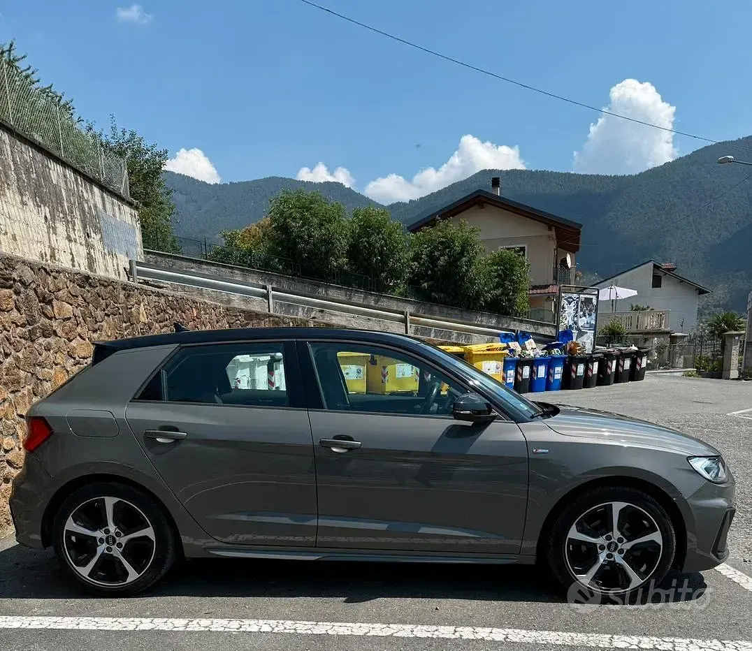 Usata Audi A1 Sportback S-Line 110 CV (80 kW) 2023 Grigio Utilitaria