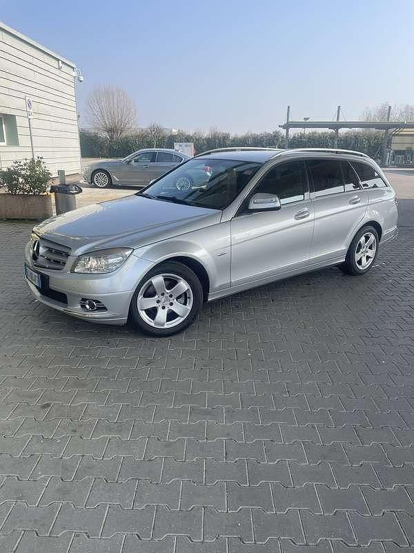 Usata Mercedes C220 Classic 170 CV (125 kW) 2008 Station wagon