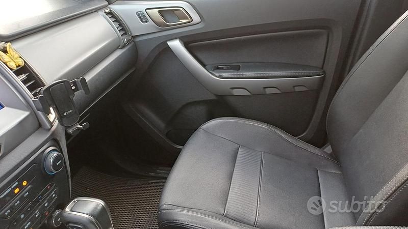 Usata Ford Ranger Limited 170 CV (125 kW) 2021 Grigio Pick-up