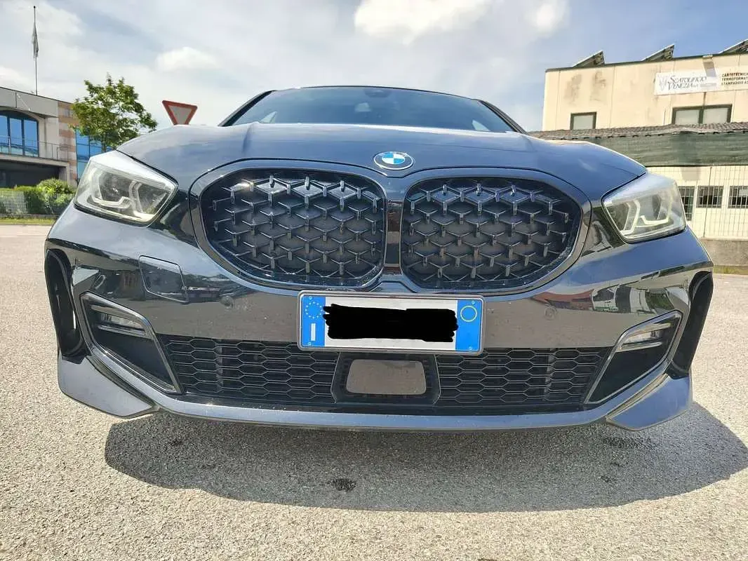 Usata BMW 116 M Sport 116 CV (85 kW) 2019 Nero Utilitaria