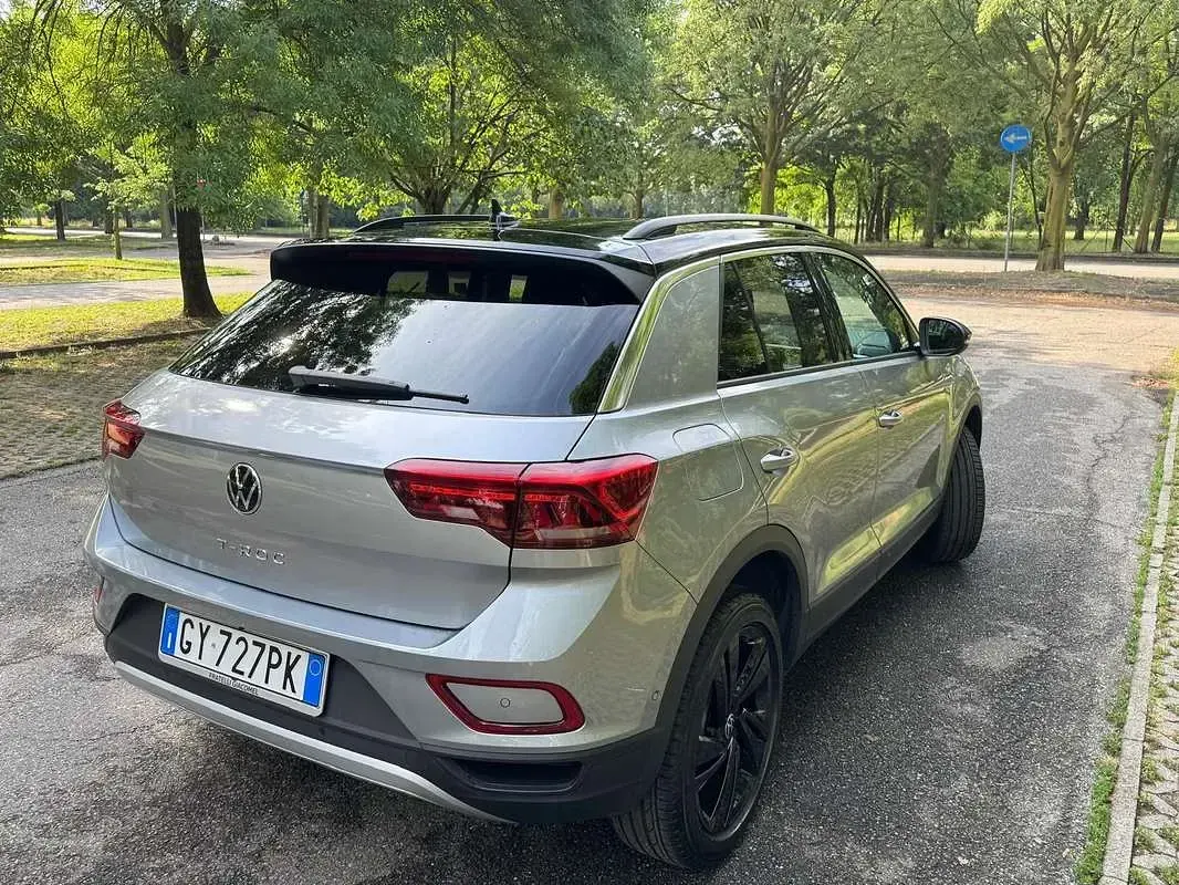 Usata VW T-Roc Sportline 150 CV (110 kW) 2025 Grigio SUV