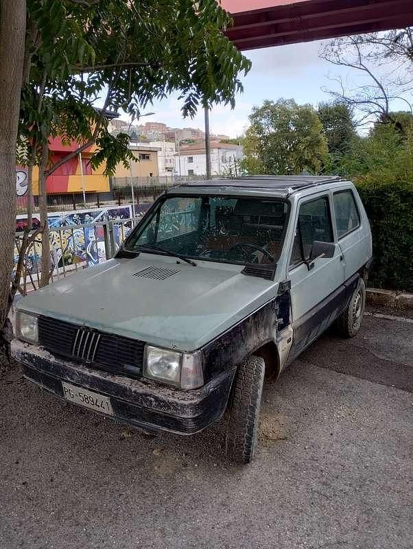 Usata 1984 Fiat Panda 4x4 Due volumi | 3000 € - Immagine 1/4