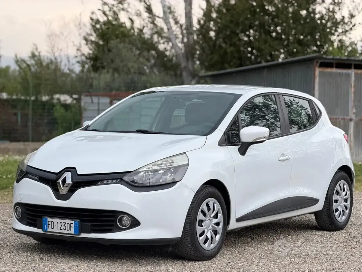 Usata Renault Clio IV Life 73 CV (53 kW) 2016 Bianco Berlina