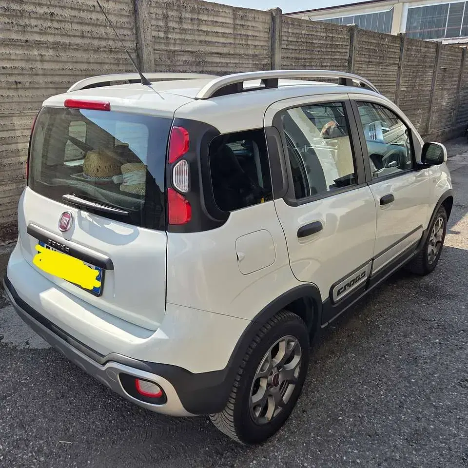Usata Fiat Panda Cross Cross 95 CV (69 kW) 2017 Bianco Utilitaria