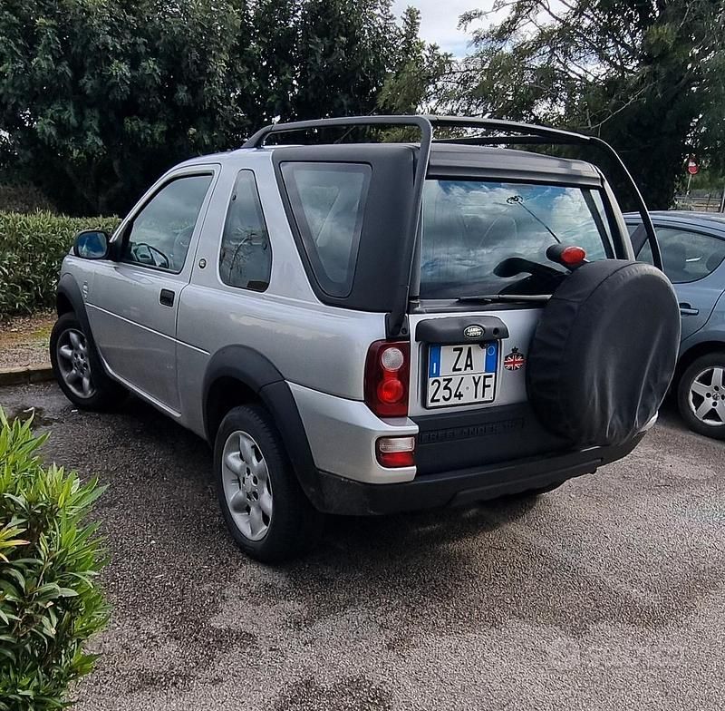 Usata Land Rover Freelander 111 CV (81 kW) 2005 Grigio SUV
