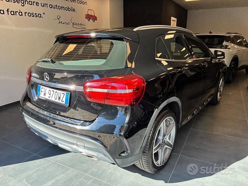Usata Mercedes GLA200 Premium 136 CV (100 kW) 2019 Nero SUV