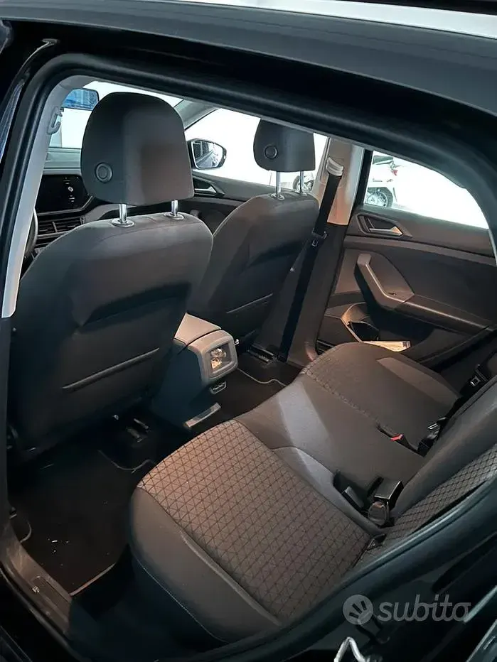 Usata VW T-Cross 95 CV (69 kW) 2020 Nero SUV