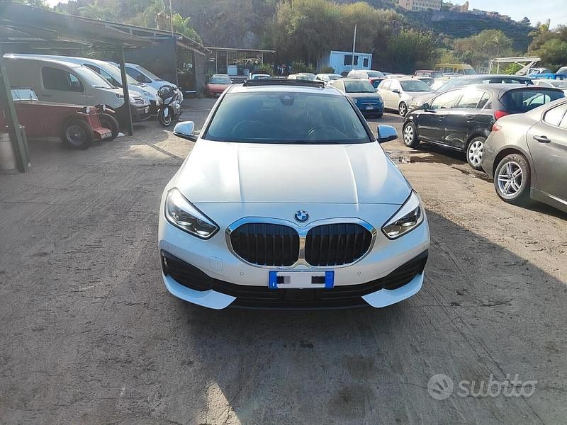 Usata BMW 118 Advantage 190 CV (139 kW) 2021 Bianco Utilitaria