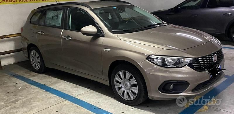 Usata Fiat Tipo 2016 Grigio Station wagon