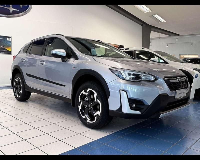 Usata Subaru XV 4dventure 150 CV (110 kW) 2023 Ice silver met SUV