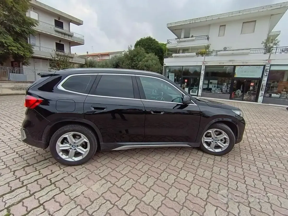 Usata BMW iX1 Comfort Edition 67 kW (92 CV) 2024 Nero SUV