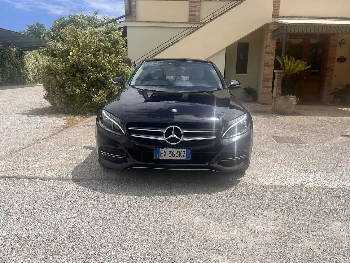 Usata Mercedes C220 170 CV (125 kW) 2014 Nero Berlina