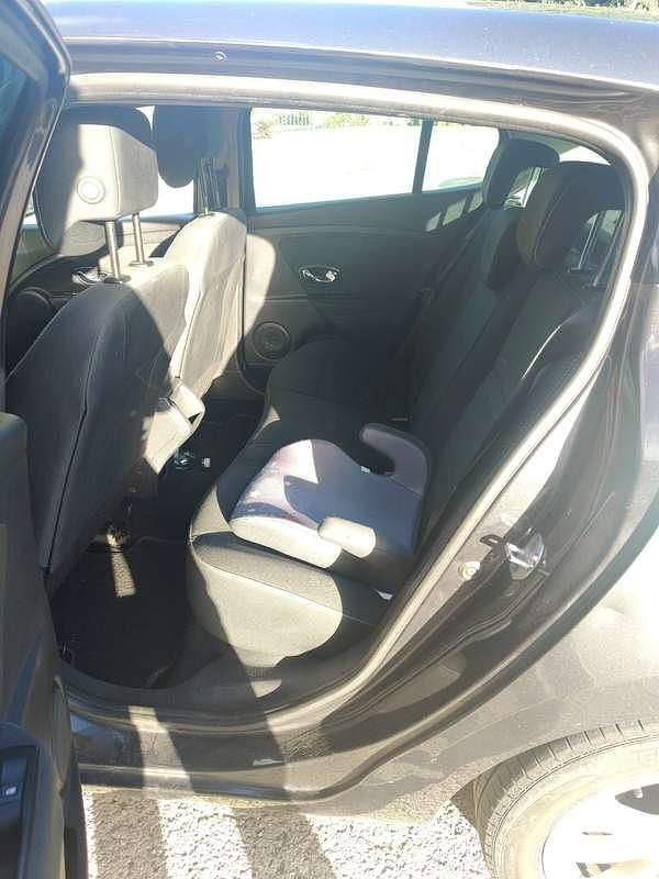 Usata Renault Mégane LIMITED 110 CV (80 kW) 2014 Blu/azzurro Berlina