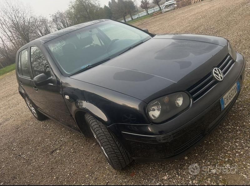 Usata VW Golf IV 130 CV (95 kW) 2003 Nero Berlina