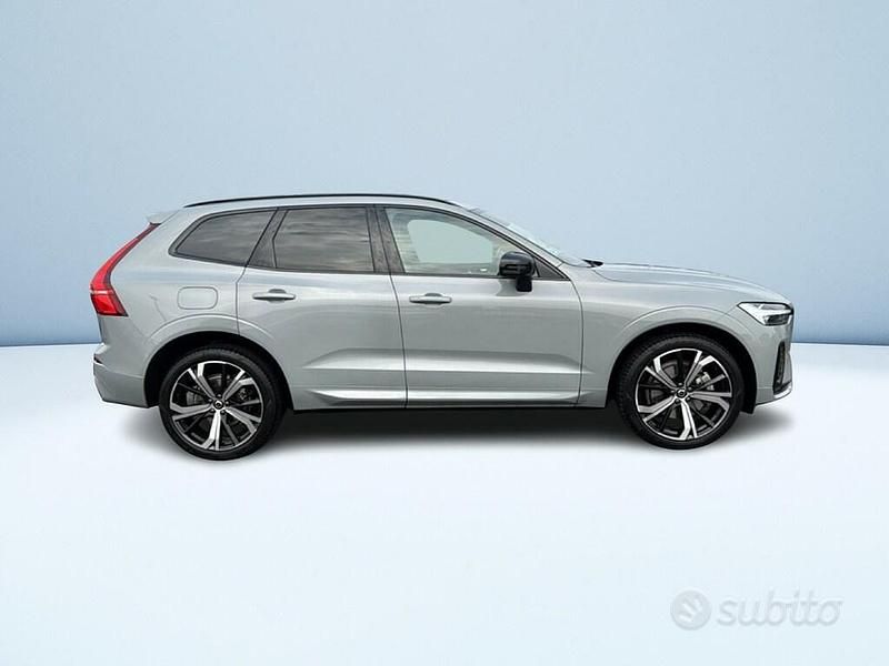 Usata Volvo XC60 Ultimate 197 CV (144 kW) 2024 Grigio SUV