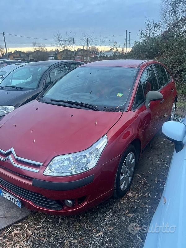 Usata Citroën C4 88 CV (64 kW) 2007 Rosso Utilitaria