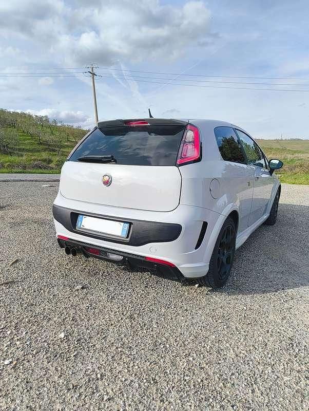 Usata Abarth Punto Evo 179 CV (131 kW) 2013 Grigio Utilitaria