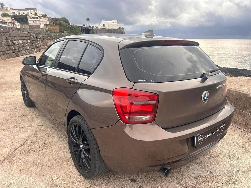 Usata BMW 120 184 CV (135 kW) 2014 Utilitaria