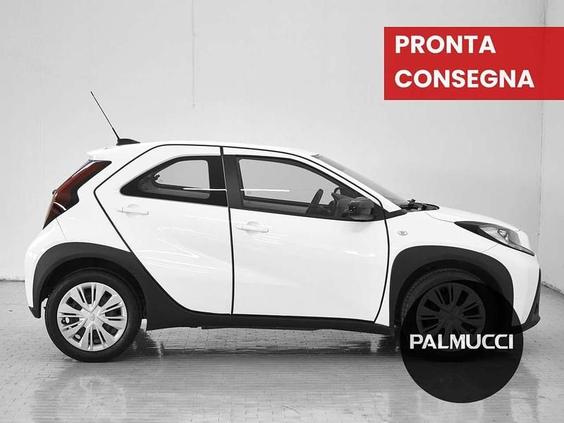 Usata Toyota Aygo X Active 72 CV (52 kW) 2022 Other SUV