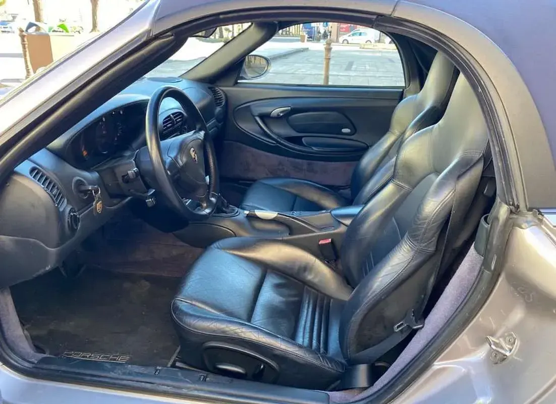 Usata Porsche Boxster 228 CV (167 kW) 2003 Grigio Cabrio