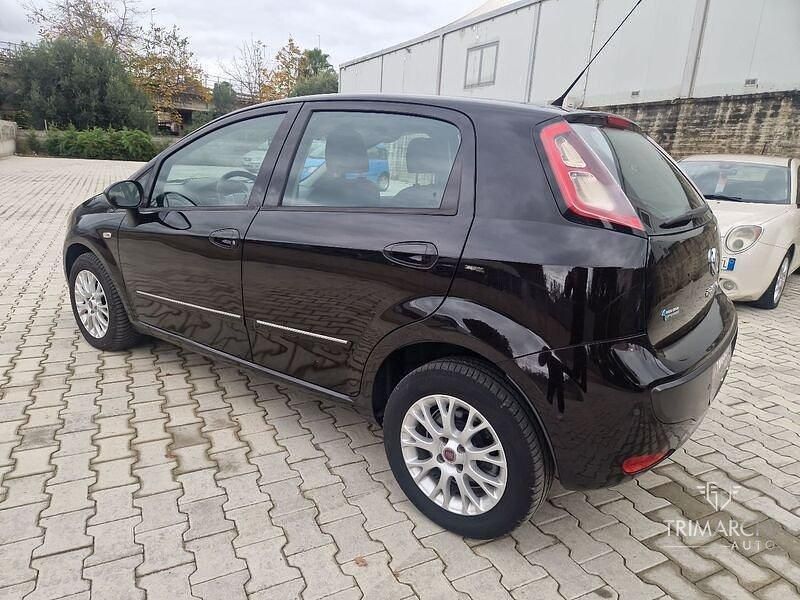 Usata Fiat Punto Evo Dynamic 77 CV (56 kW) 2011 Nero Utilitaria
