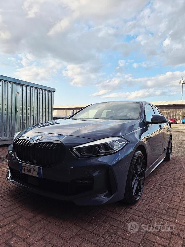 Usata BMW 118 M Sport 140 CV (102 kW) 2021 Grigio Utilitaria