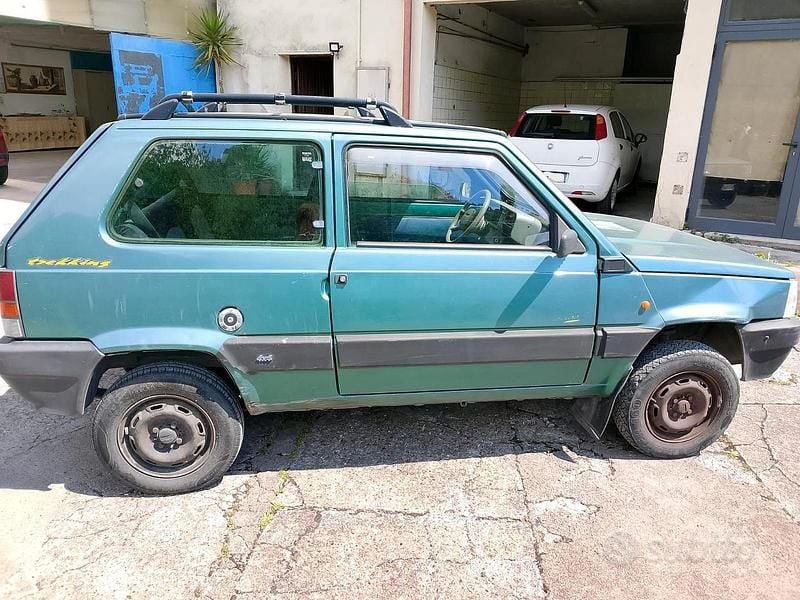 Usata Fiat Panda 4x4 54 CV (39 kW) 1999 Verde Utilitaria