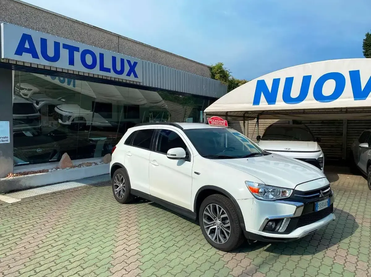 Usata Mitsubishi ASX Invite 114 CV (83 kW) 2018 Bianco SUV