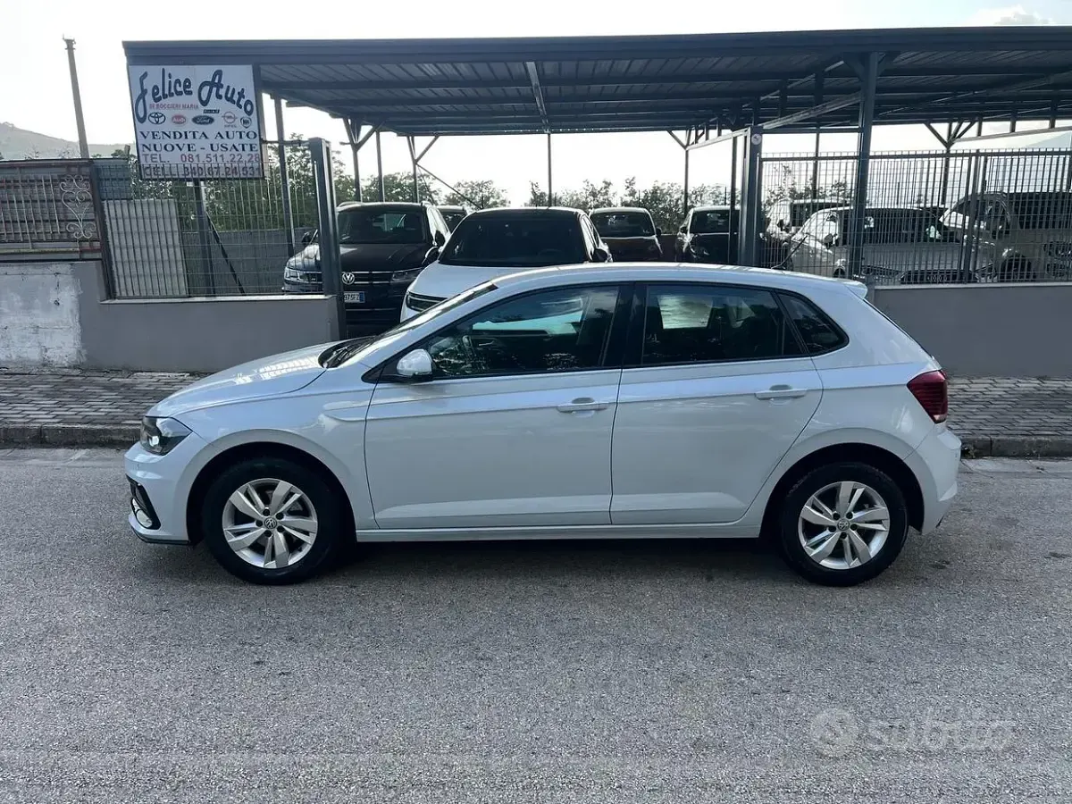 Usata VW Polo Comfortline 80 CV (58 kW) 2019 Bianco Utilitaria
