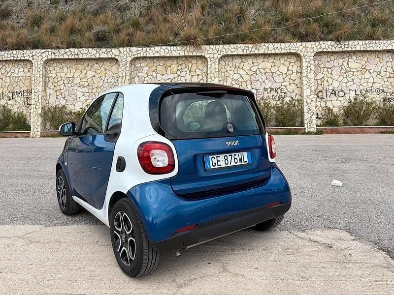 Usata Smart ForFour 2016 Utilitaria