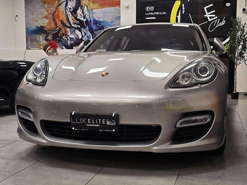 Usata Porsche Panamera 500 CV (367 kW) 2009 Argento gt Utilitaria