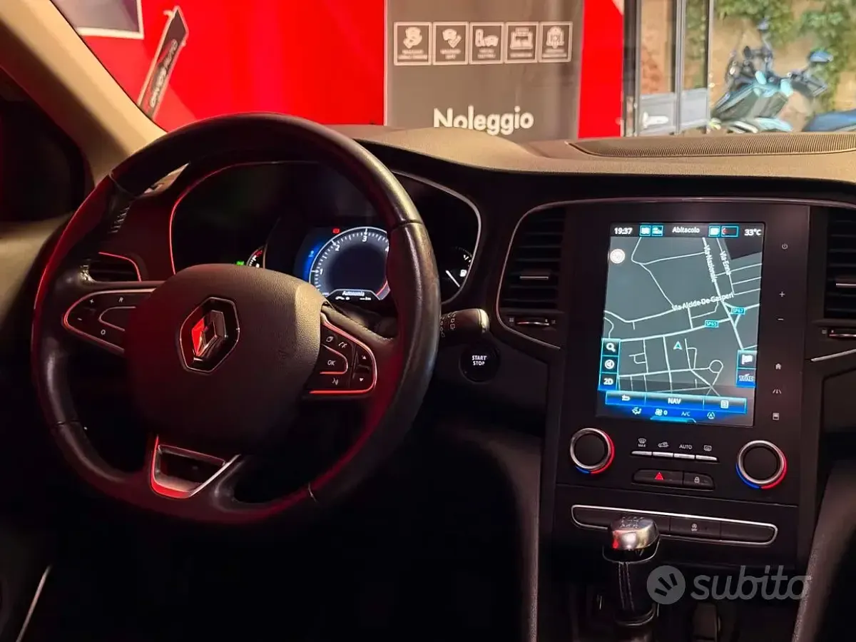 Usata Renault Mégane 131 CV (96 kW) 2019 Bianco Berlina