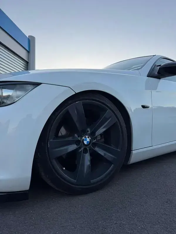 Usata BMW 320 177 CV (130 kW) 2008 Coupé