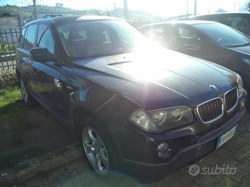 Usata BMW X3 Sport Line 176 CV (129 kW) 2010 Nero SUV