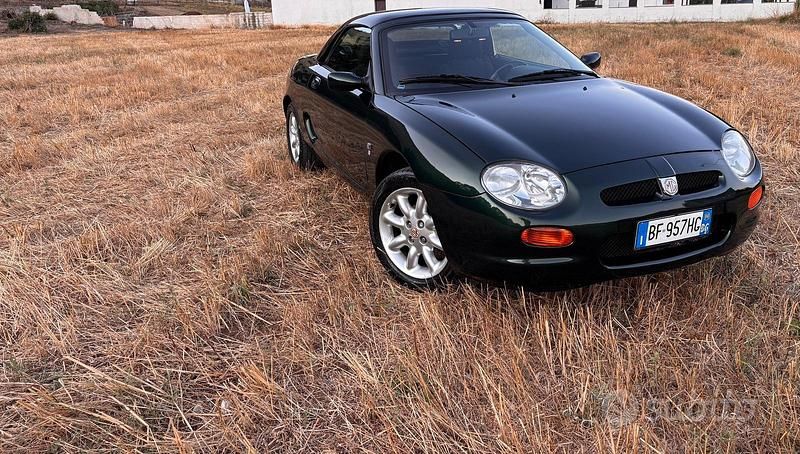 Usata MG F 120 CV (88 kW) 1999 Verde Cabrio