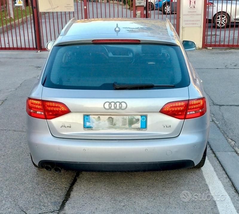 Usata Audi A4 Ambiente 143 CV (105 kW) 2011 Grigio Station wagon