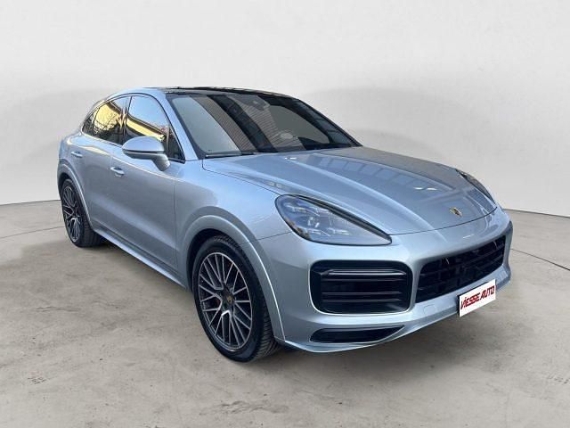 Usata Porsche Cayenne GTS 2021 Argento SUV