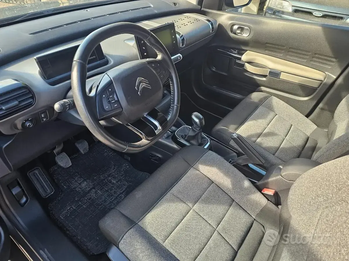 Usata Citroën C4 Feel 110 CV (80 kW) 2019 Grigio Berlina