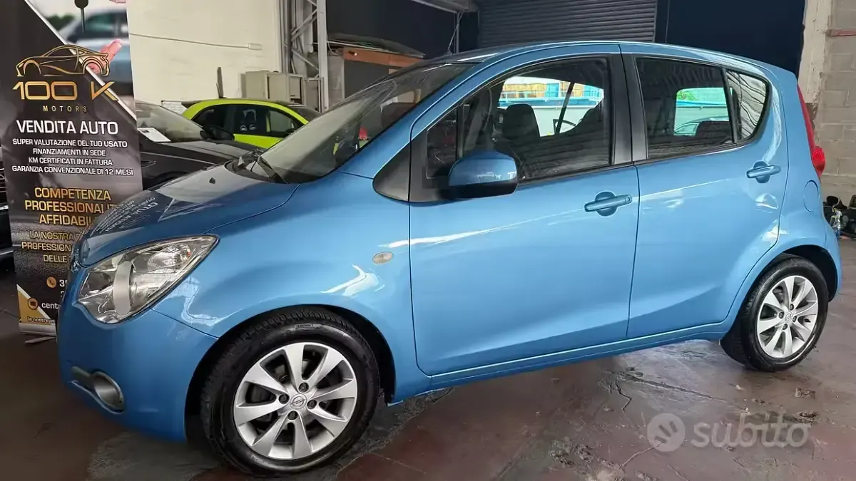 Usata Opel Agila 68 CV (50 kW) 2014 Bluazzurro Utilitaria
