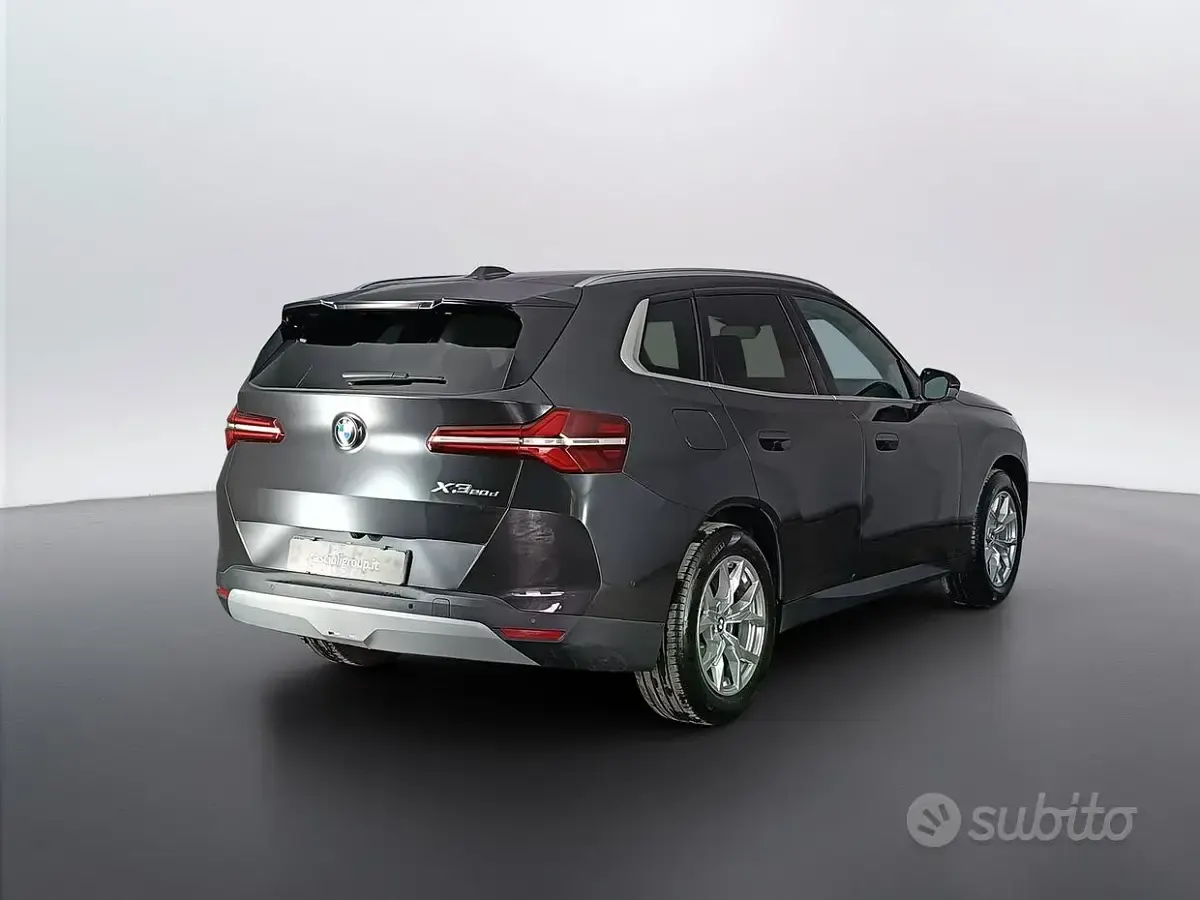Usata BMW X3 197 CV (144 kW) 2025 Grigio SUV