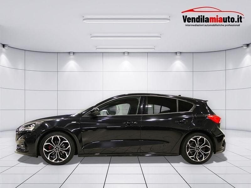 Usata Ford Focus ST-Line 155 CV (114 kW) 2023 Nero Utilitaria