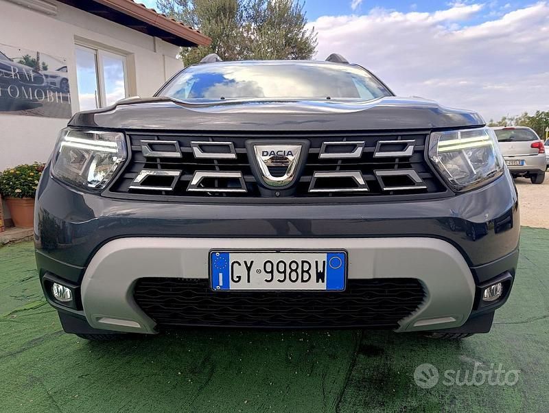 Usata Dacia Duster Prestige 101 CV (74 kW) 2022 Grigio SUV
